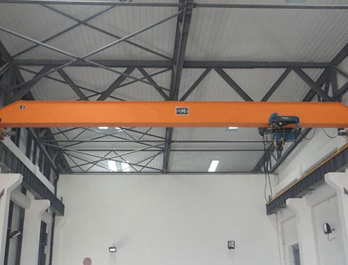 單梁行車內(nèi)部構(gòu)造中如何實現(xiàn)起重和運輸功能？