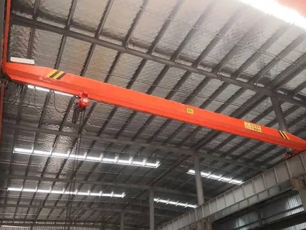 如何對單梁行車控制電路進(jìn)行升級改造以提高性能？