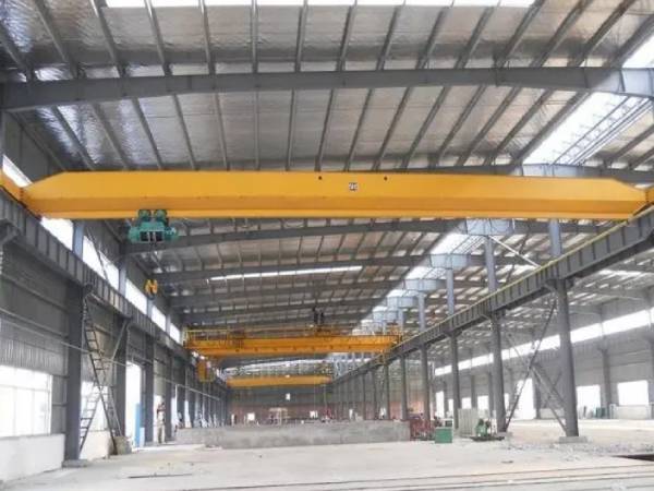 單梁起重機(jī)遙控器接線圖解中的主電源線如何正確接入？